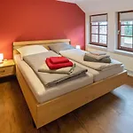 Gulfhof Alt-addenhausen * نايهالينجازييل